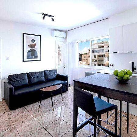 Urban Condo 43 - 1 Bdr Nikosia Bagian luar foto