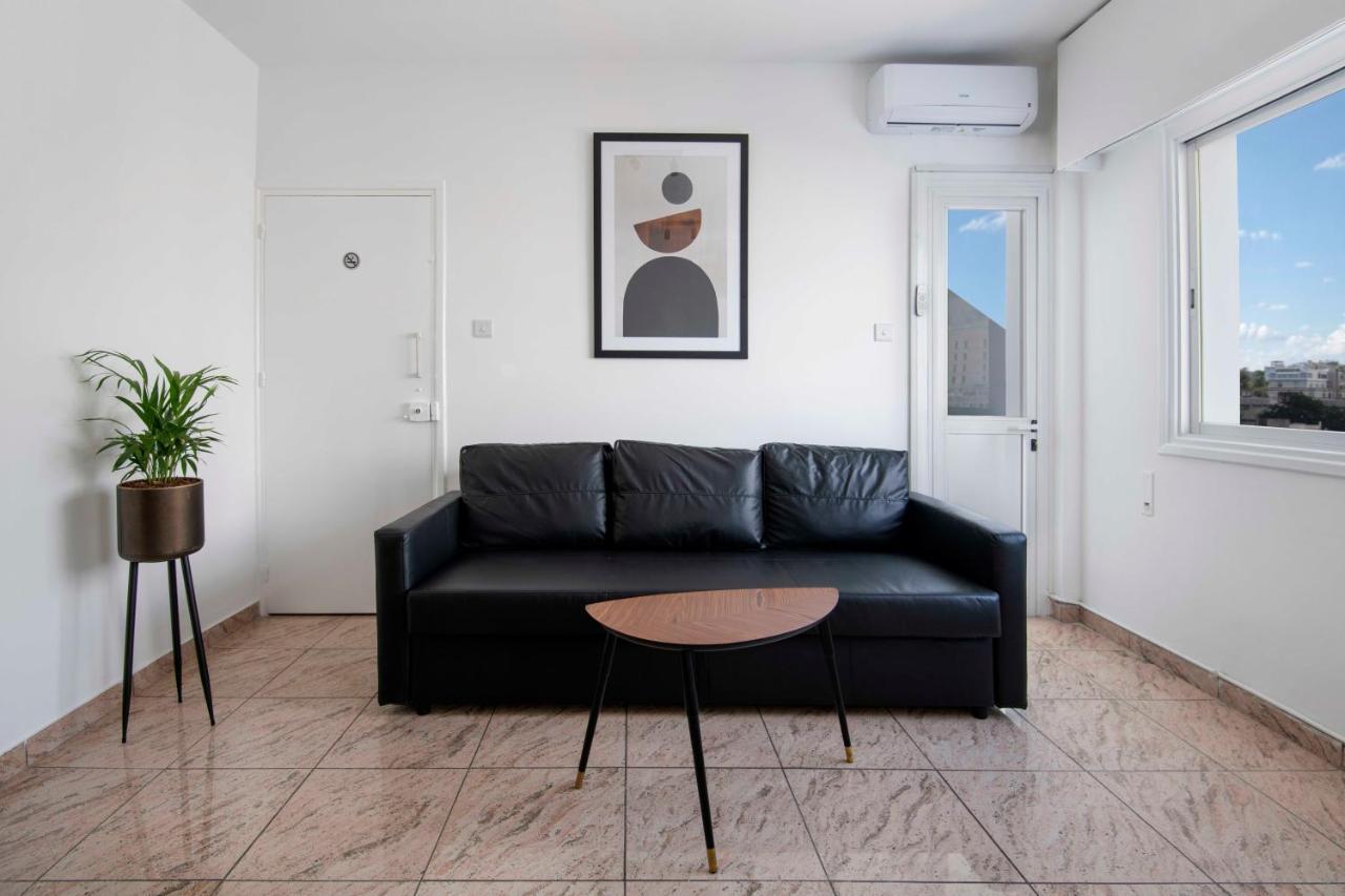 Urban Condo 43 - 1 Bdr Nikosia Bagian luar foto