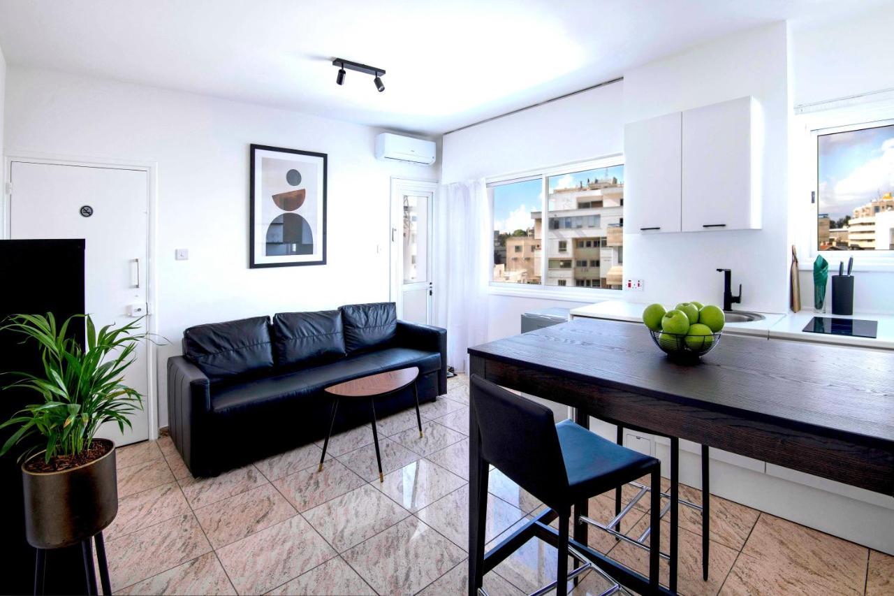 Urban Condo 43 - 1 Bdr Nikosia Bagian luar foto